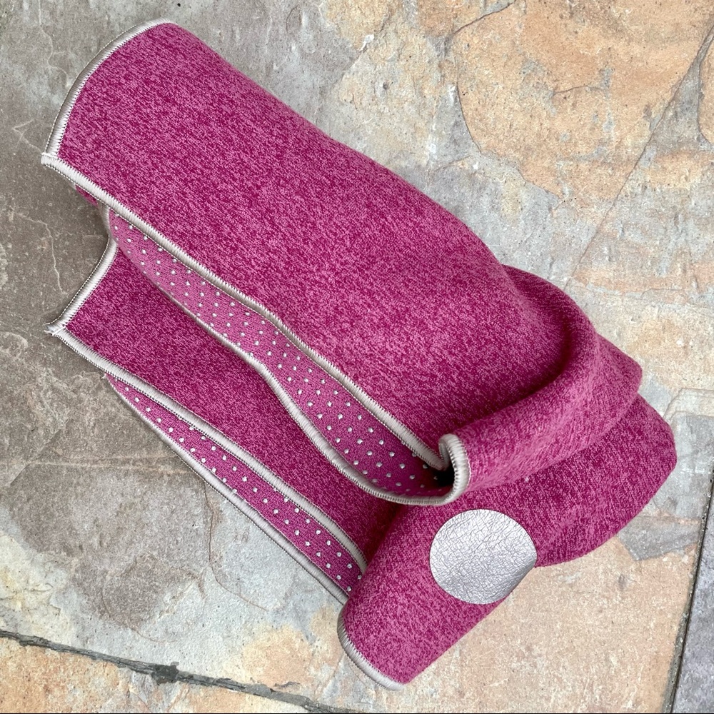 Yogitoes non-slip fabric yoga mat / towel